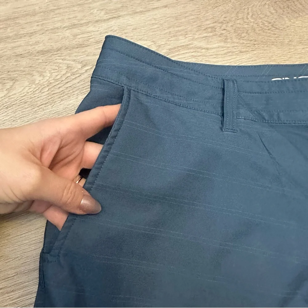 O'Neill Men's Dark Teal Hybrid Shorts